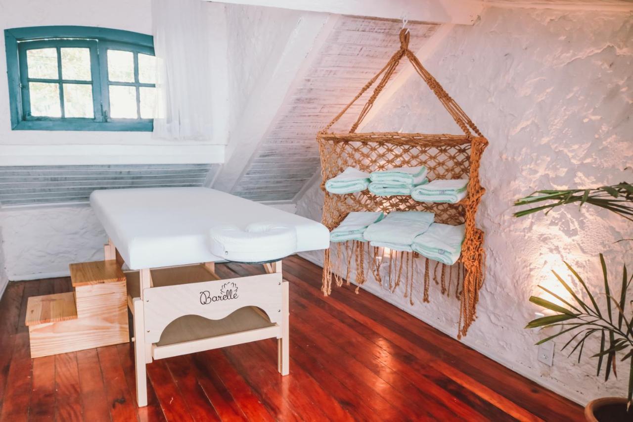 Passagem Concept Hotel E Spa Cabo Frio Kültér fotó A massage table